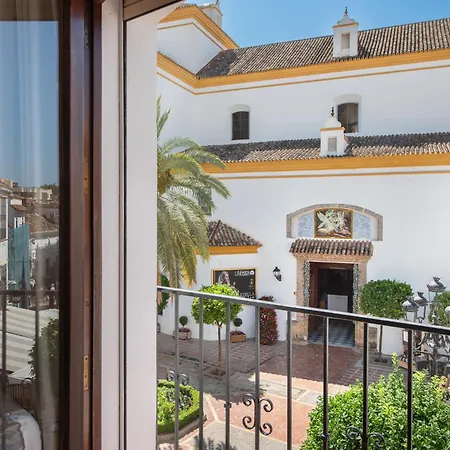 Encantadora Casa En El Casco Antiguo De Hébergement de vacances Marbellac