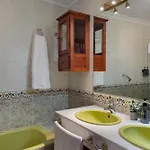 Encantadora Casa En El Casco Antiguo De *