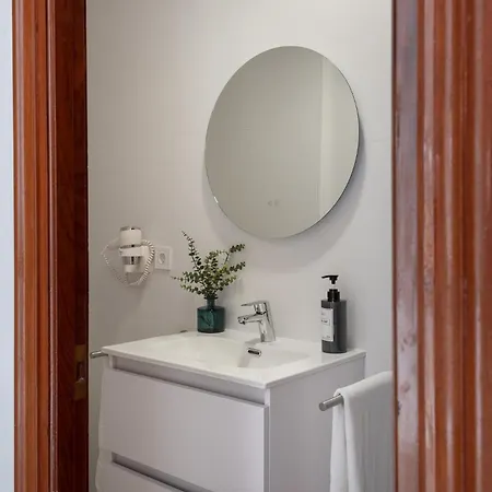 Encantadora Casa En El Casco Antiguo De Marbella