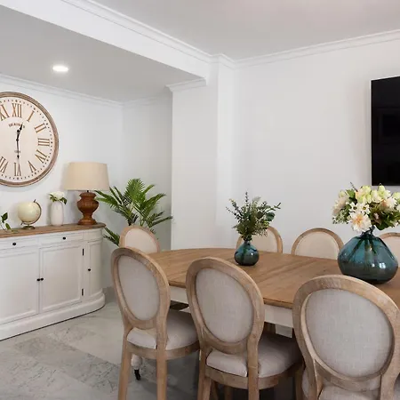 Encantadora Casa En El Casco Antiguo De *