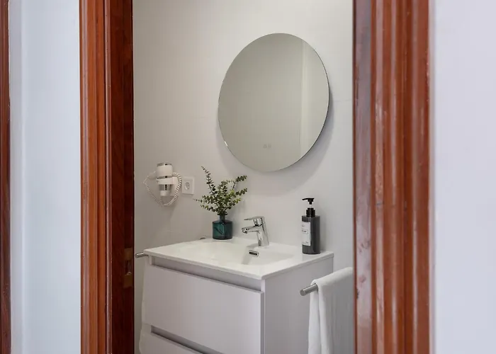 Encantadora Casa En El Casco Antiguo De Marbella