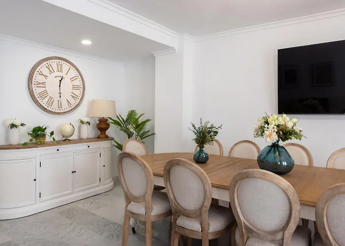 Encantadora Casa En El Casco Antiguo De *