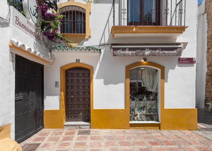 Encantadora Casa En El Casco Antiguo De *