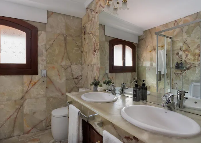 Encantadora Casa En El Casco Antiguo De